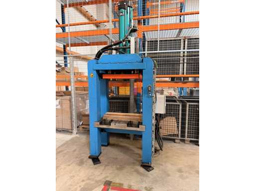 TOX X-K 095.3030.400.61 Hydropneumatische Säulenpresse